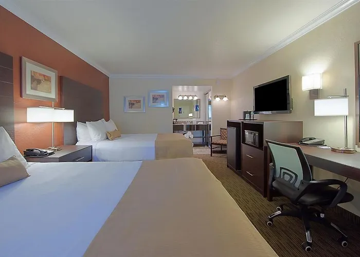 Surestay Innsuites & By Western Hotel Phoenix