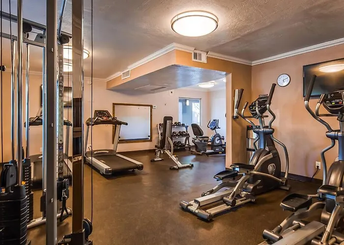 Surestay Innsuites & By Western Hotel 3*