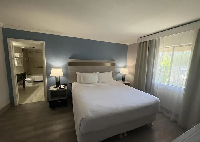 Surestay Innsuites & By Western Hotel 3*
