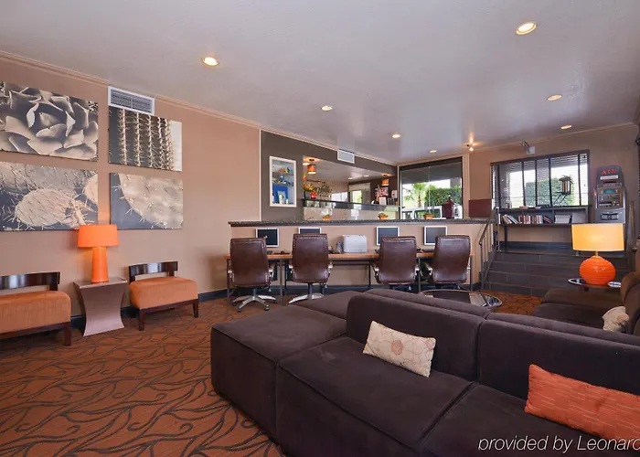 Surestay Innsuites & By Western Hotel Phoenix