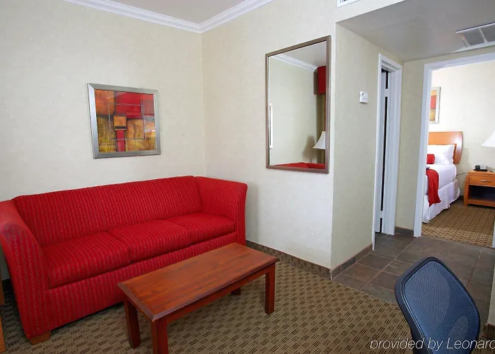 Surestay Innsuites & By Western