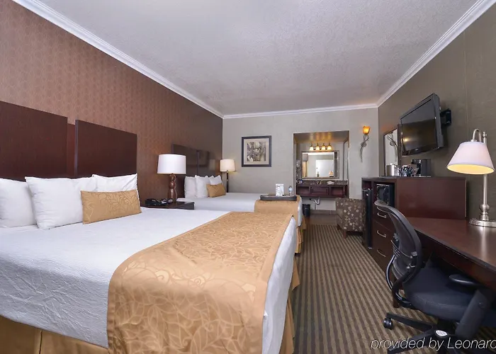 Surestay Innsuites & By Western Hotel Phoenix