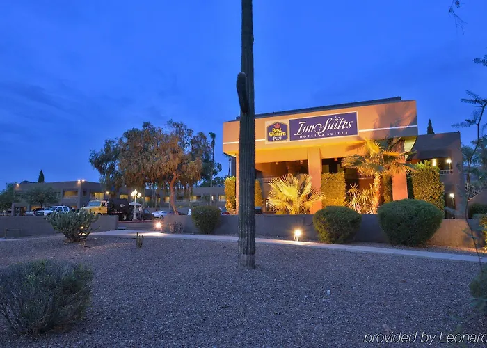 Surestay Innsuites & By Western Hotel 3*