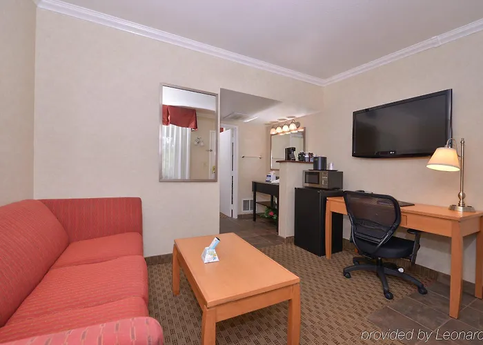 Hotel Surestay Innsuites & By Western