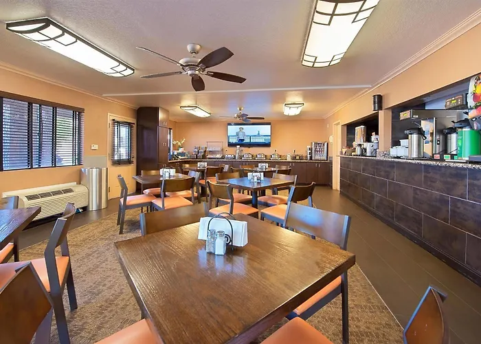 Hotel Surestay Innsuites & By Western Phoenix