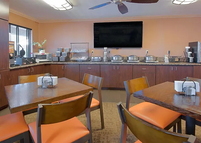Surestay Innsuites & By Western Hotel
