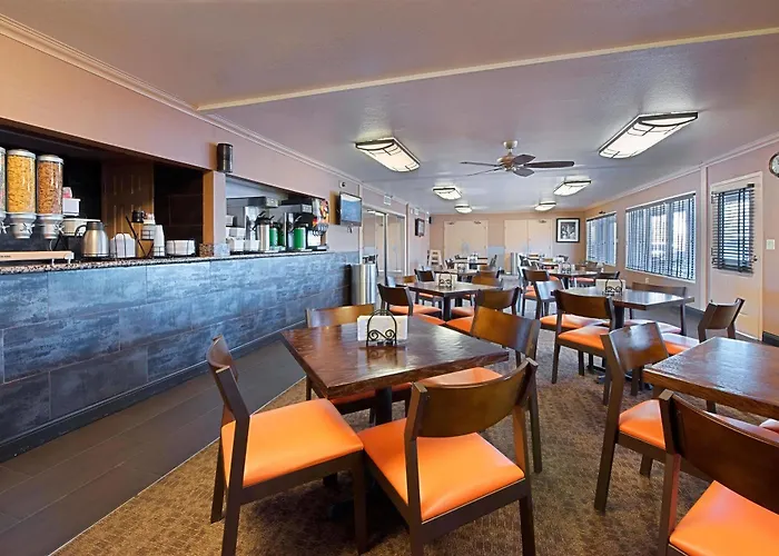 Surestay Innsuites & By Western Hotel Phoenix