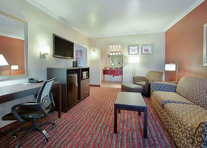 Surestay Innsuites & By Western 3* Phoenix